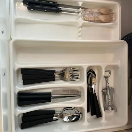 Apartment Cozy 1-bedr In The Centre Near Old Town With Private Parking *