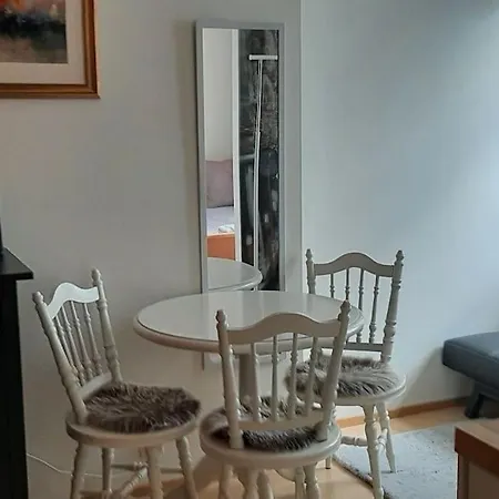 Cozy 1-bedr In The Centre Near Old Town With Private Parking Lejlighed