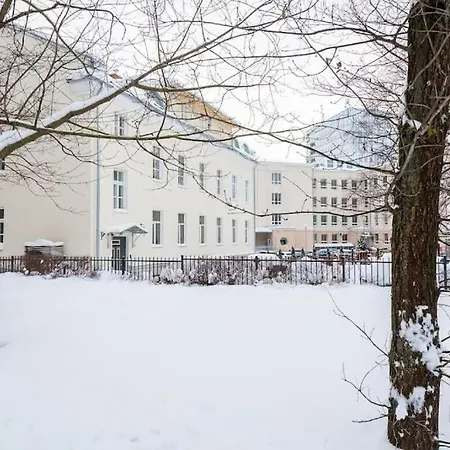 Cozy 1-bedr In The Centre Near Old Town With Private Parking