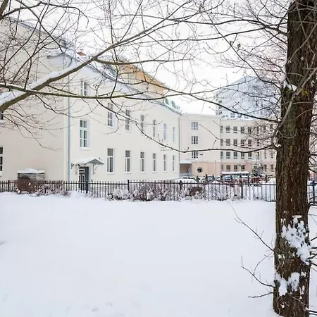 Cozy 1-bedr In The Centre Near Old Town With Private Parking