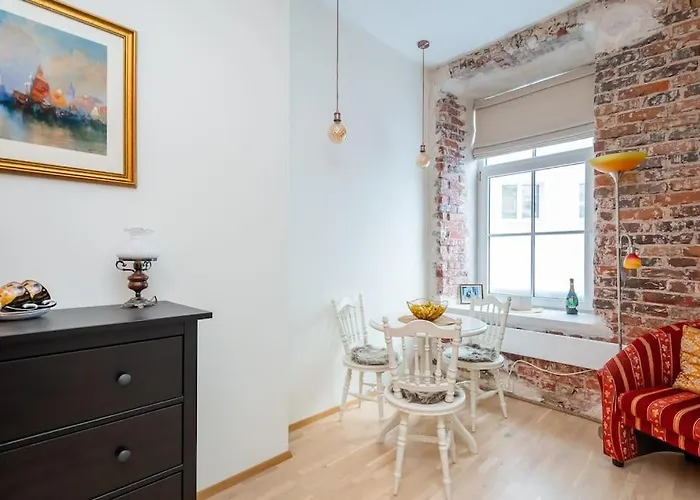 Appartement Cozy 1-bedr In The Centre Near Old Town With Private Parking *