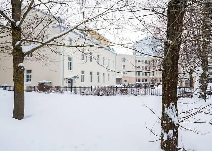 Cozy 1-bedr In The Centre Near Old Town With Private Parking