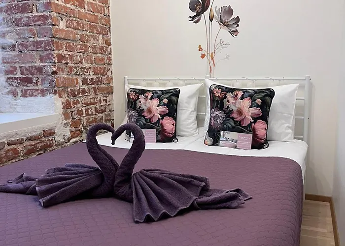 Appartement Cozy 1-bedr In The Centre Near Old Town With Private Parking *