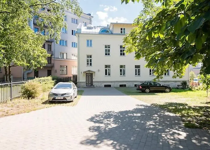 Cozy 1-bedr In The Centre Near Old Town With Private Parking *